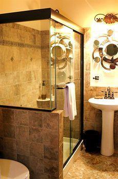 Pure Nuphoria Bed & Breakfast National Harbor Exterior photo