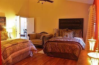 Pure Nuphoria Bed & Breakfast National Harbor Exterior photo